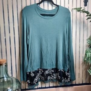 LOGO Teal and black embroidered lace top